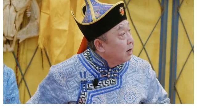 阎鹤祥|德云男团学跳蒙古舞，阎鹤祥摔倒在地，尚九熙的舞姿惊艳全场