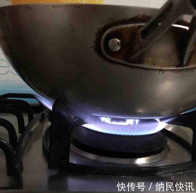 便秘|这菜被称“头号泻药”，口臭严重要经常吃，便秘问题也会悄悄溜掉