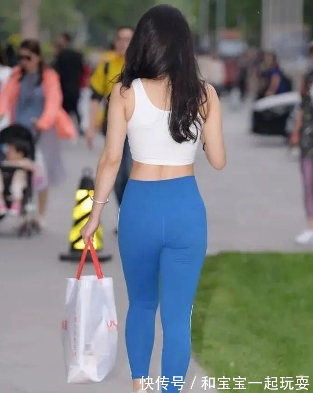 高跟鞋 腿长的瑜伽裤美女,擅长制作优雅美丽的风,容易搭配!