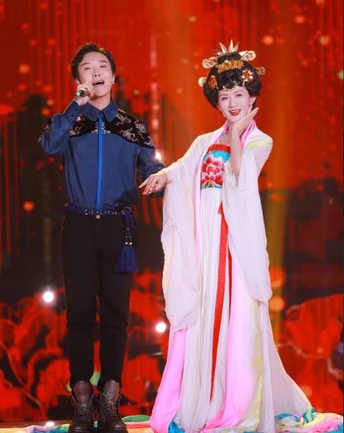 吳昕|《快本》收視創下新低？謝娜鏡頭比嘉賓多，回歸也挽救不了口碑