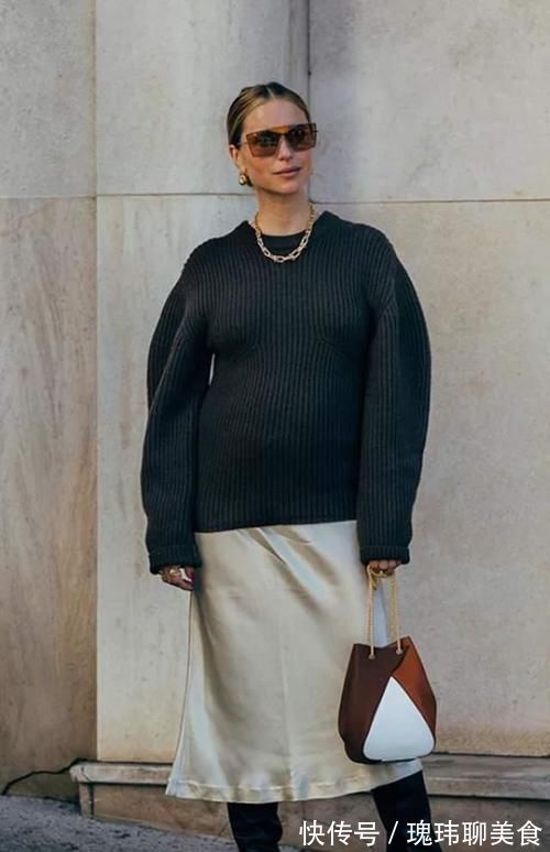 西装裤|深秋是时候穿毛衣了,送你3个搭配技巧,优雅温柔又时髦