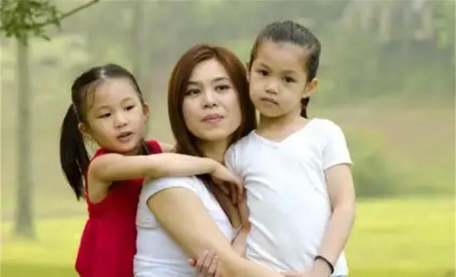 晓芬|“头胎是女儿,二胎不论男女都没压力”,这句话坑苦了多少家庭