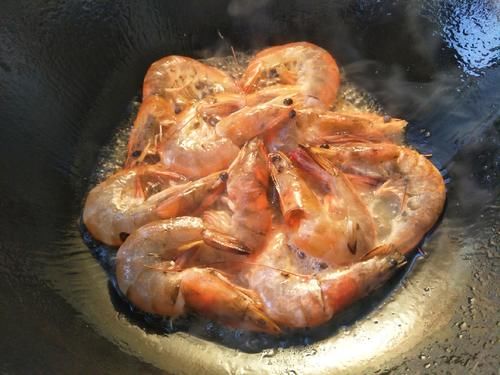  香酥可口|烹饪大虾，煮着吃还是炸着吃？教你好吃的做法，大虾香酥可口