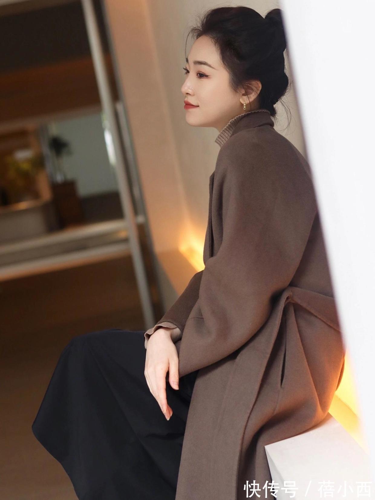 博主|奔三奔四的女人穿什么大衣更优雅?用这6件大衣打造气质,真高级