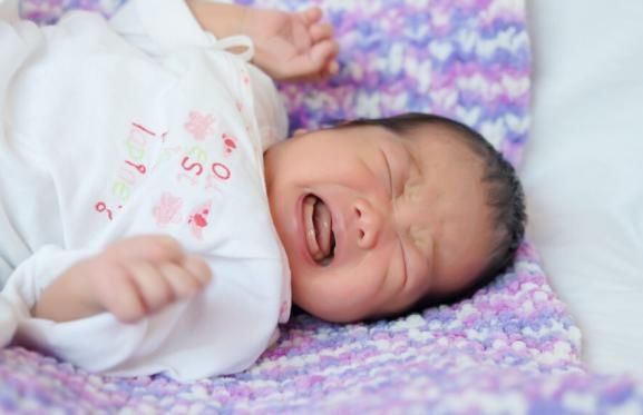 5岁孩子出现积食,身材瘦小,提醒各位家长:4个表现莫忽视