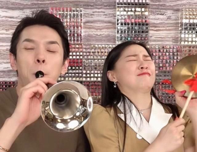 小笼女|《明侦6》何炅蝉联金条王，白敬亭未进前三，金靖力压一众女玩家·