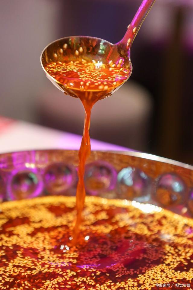 辣椒油要想好吃，直接泼油可不行，试试4种配料，比老干妈还香