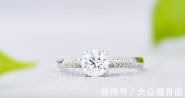 婚戒 定做钻戒婚戒可以退换吗定做钻戒需要注意什么!