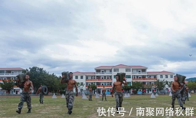 一身肌肉|看了一身肌肉的兵哥哥，女网友：先舔屏，再请求国家分配男朋友！