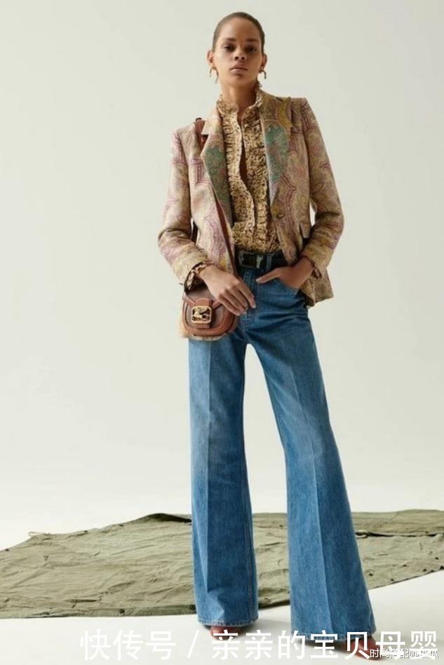 显瘦|再见阔腿裤!今年秋冬流行这条“喇叭裤”,遮肉显瘦又时髦