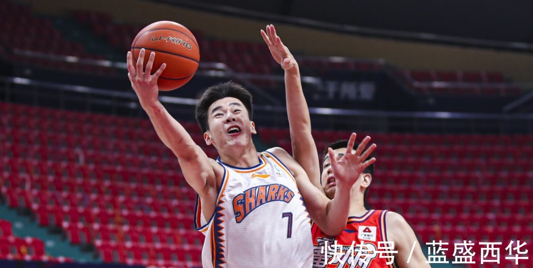 江苏男篮|央视直播!上海战江苏悬念消失,王哲林拒绝轮休,李春江兵强马壮!