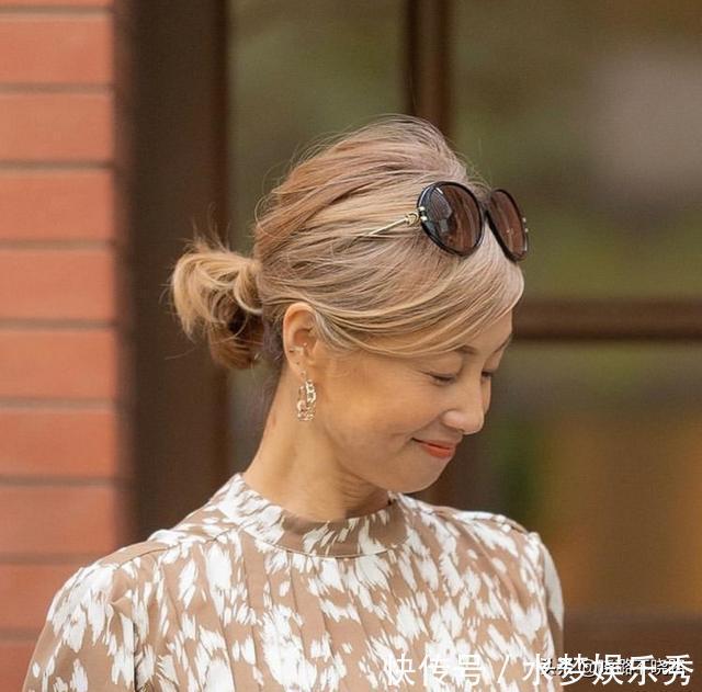 中年人 50岁女人最好别留这“5种”发型,不仅大妈感十足,还显老没气质