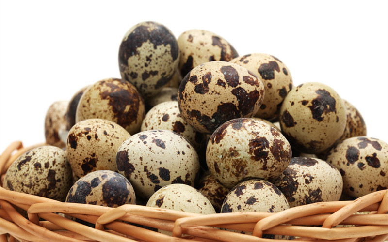 鹌鹑蛋|女性对自己好点,常吃三大“零食”,补充雌激素,六十岁都不显老