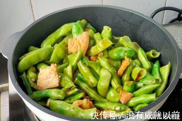 食材|教你做一道下饭家常菜,食材简单,做法也是看一次就会