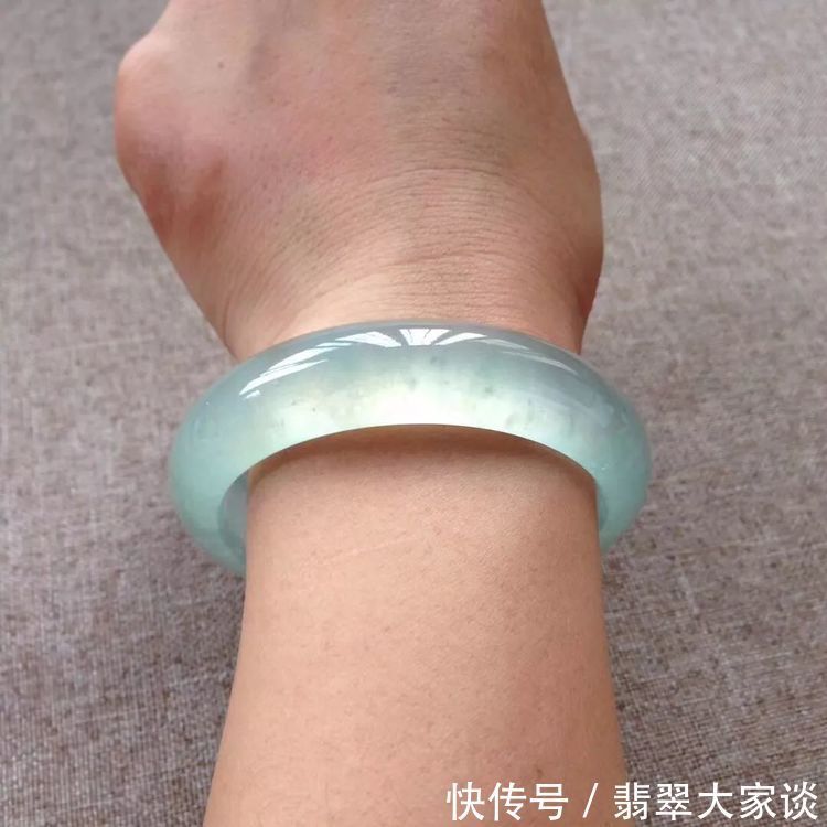  手镯|翡翠手镯那些事！这应该是最全、最详细的介绍！