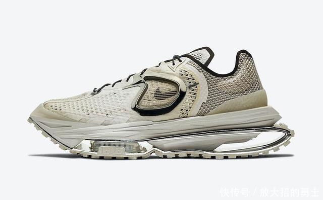 规格|Nike联名坦克鞋本月登场!取消“驴蹄分趾”,规格依旧不低