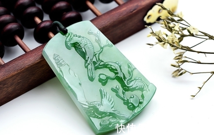 到底能不能佩戴翡翠洗澡?不要再问了,再不知道答案你就有问题了