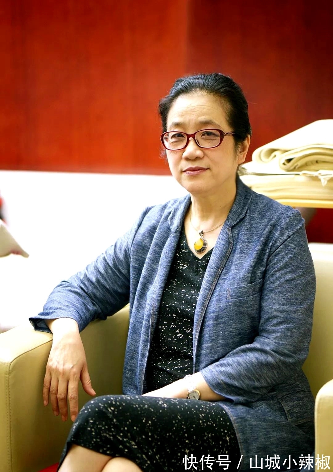 孙晓云&“兰亭奖”评委孙晓云,荣获国务院津贴,曾用30年编出书法秘笈!