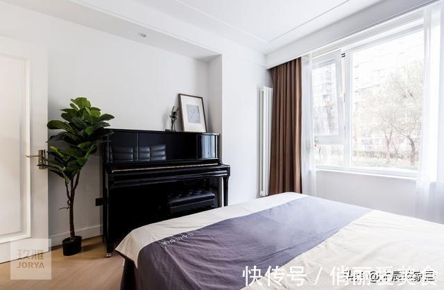 进门处|若再买房，我就像她家这样装，现代轻奢风精致又高级，生活很有品