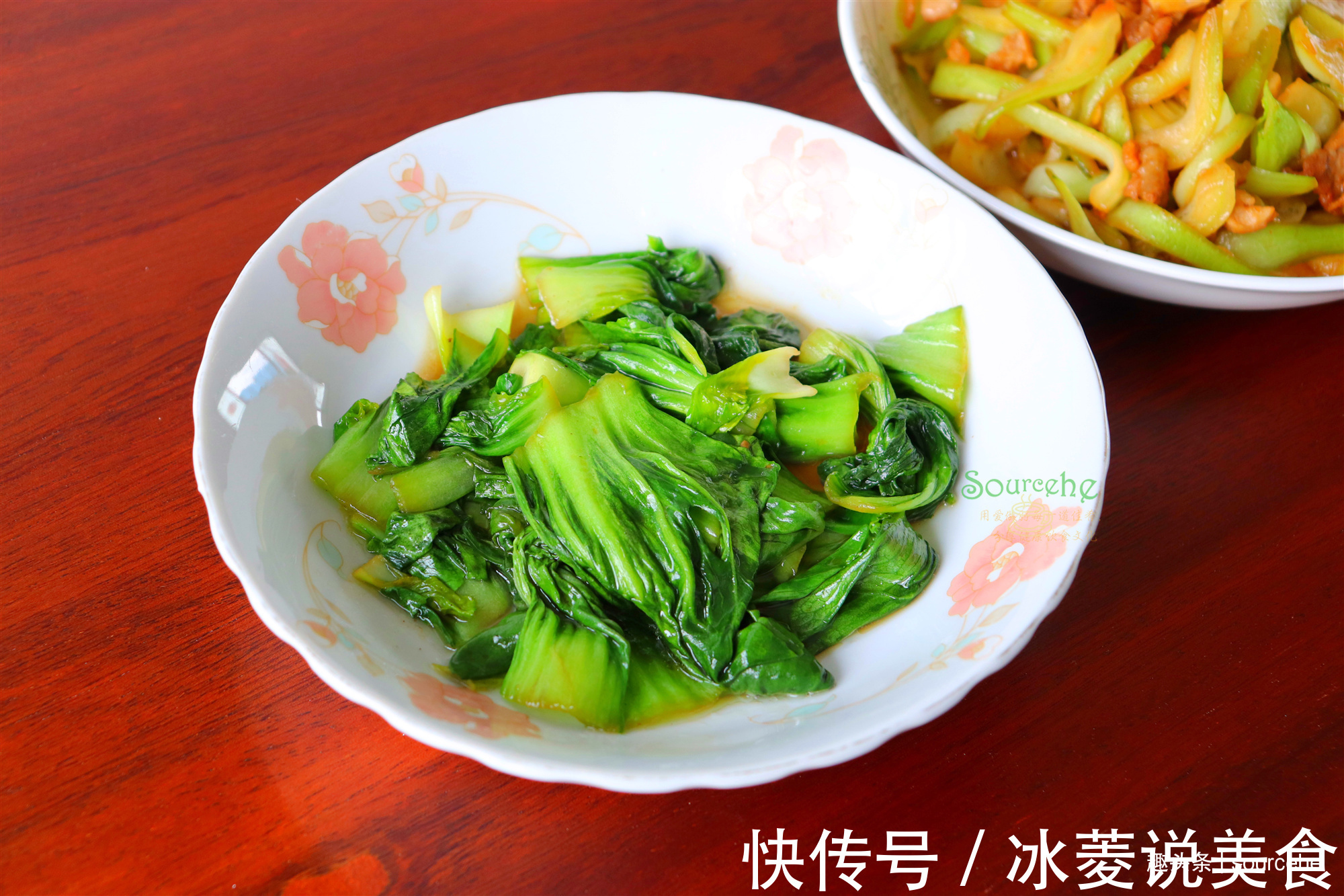 2个单身女孩的晚餐，三菜一汤，不足10元，网友可以娶回家