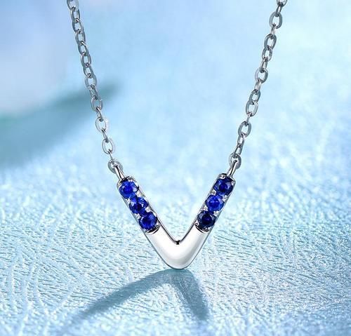 珠宝首饰在日常佩戴中应多样化，如何让自己有更多珠宝随意佩戴？