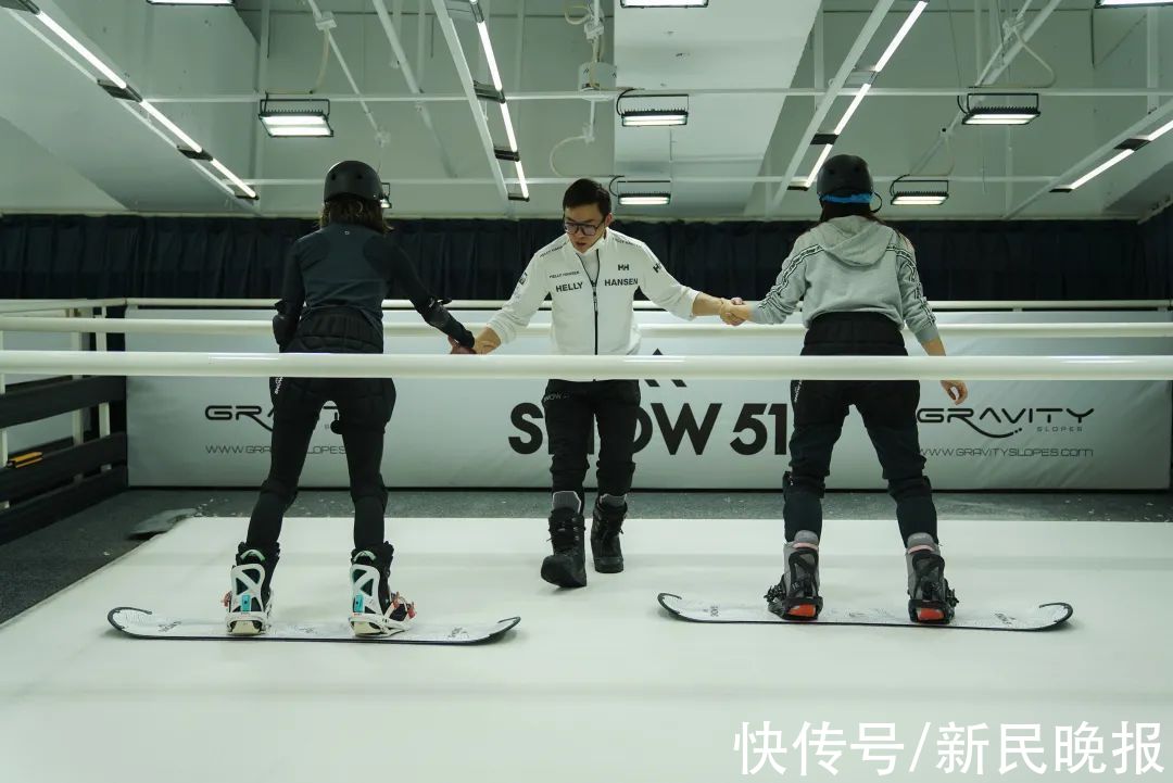 上海|上海人玩冰雪热情有多高？从3岁的小孩到70岁的奶奶都来了