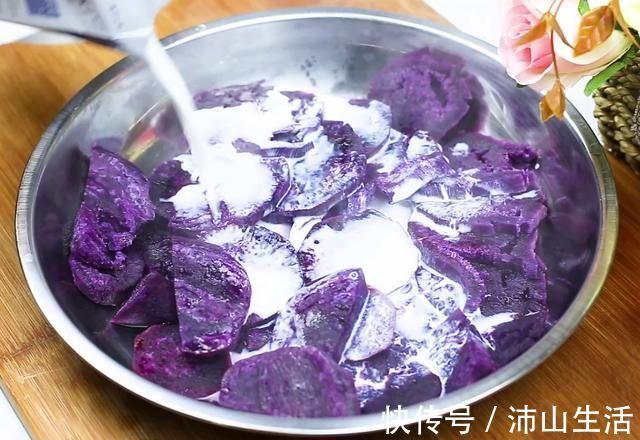 家宴|紫薯这吃法太香了，新做法教会你，春节家宴做一锅，端上桌就扫光