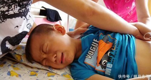 儿科医生|儿科医生我从不给孩子买这3种饮料,长不高不说,还会腐蚀骨头