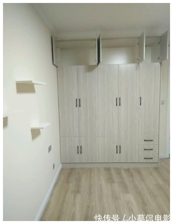 装修|135平装修了5个月，硬装12万不包家具家电，客厅餐厅铺墙砖很大气