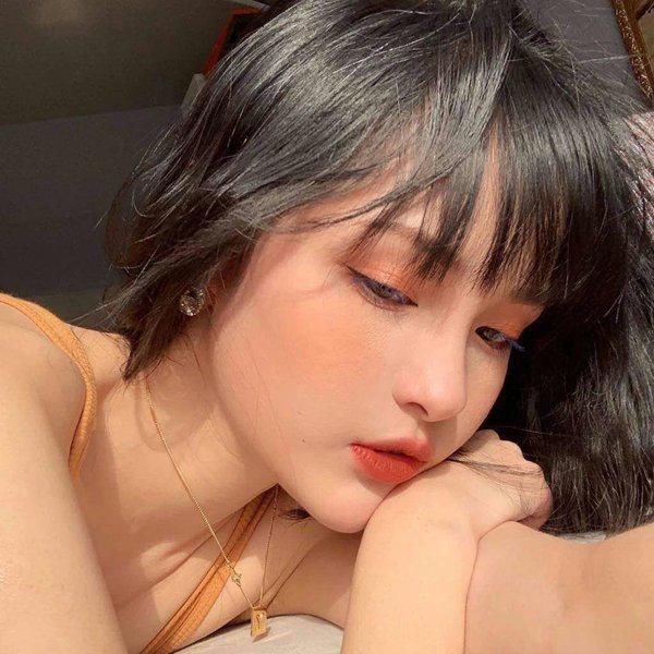 桃花运“超旺”的女孩子，脸上会有这“3特征”，难怪异性缘爆棚！