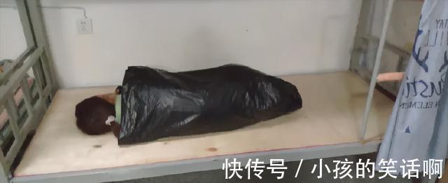 |在游乐场你见过哪些搞笑的设施?网友:这算吗,哈哈