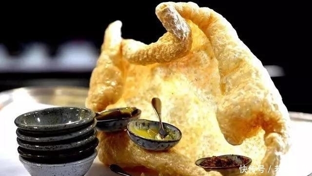 英国老外很懊恼:早知道不吃中国这玩意了,越吃越离不开!