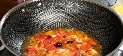 丝瓜皮|炒丝瓜时，记得不要直接下锅炒，多加这一步，丝瓜不发黑更有食欲