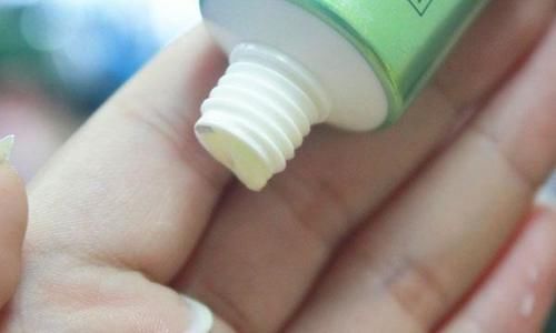 毒素|已经过了60岁,为何脸上依旧光滑,没有一块斑保养窍门分享给你