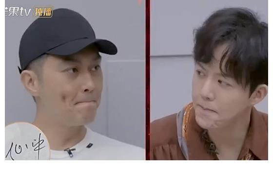 上手|张智霖陈小春看李云迪弹钢琴好像慈祥的老父亲