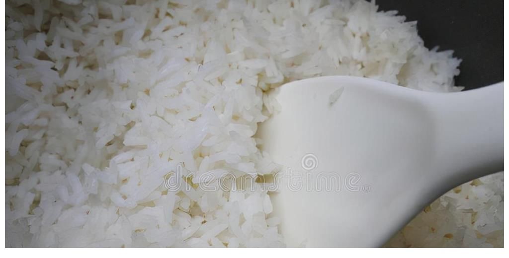 煮米饭，除了加水之外，2种调料不可少，米饭又香又软，粒粒分明