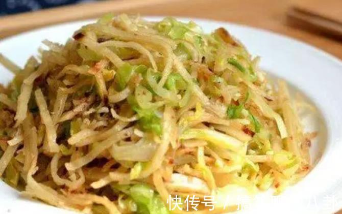 炒饼丝|夏天太热，做份炒饼丝，简单省事，分享详细做法和窍门，喷香好吃