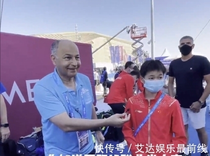 中国游泳队|全红婵世锦赛已尽力,赛后采访拒绝人情世故,希望媒体不要捧杀!