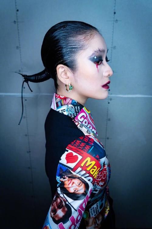 妆容还|万圣节，戚薇妆容吓人，张雪迎大眼抢镜，而章子怡妆容显丑很成功