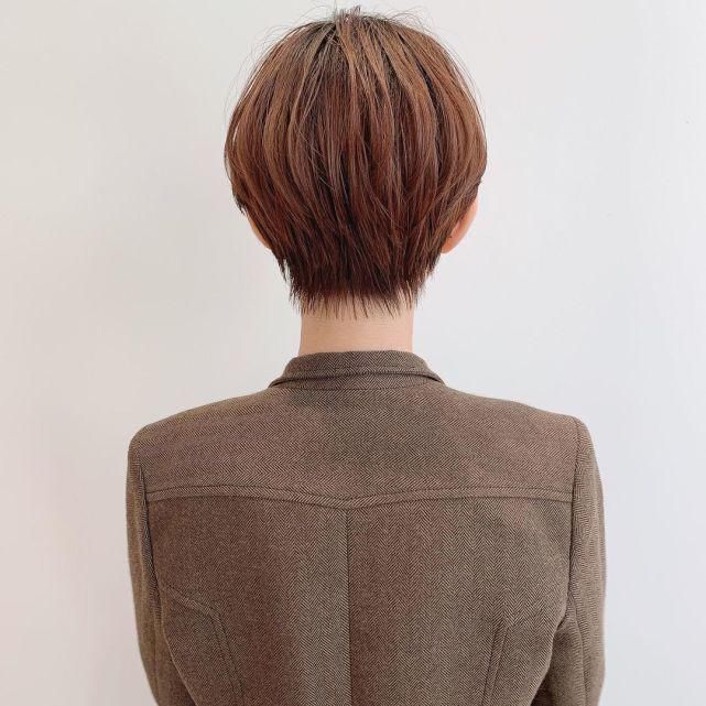 短发无论怎么剪，也要试试这15款，利落蓬松很时尚