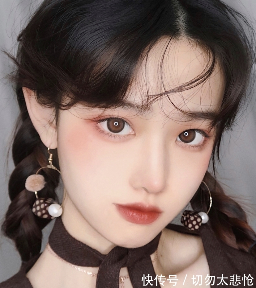 小姐姐 秋冬显白又温柔的口红,非豆沙莫属,好看的豆沙色口红都在这里啦