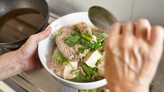 鱼不管怎么做，这味料不能放，否则鱼肉又老又柴，腥味还出不来