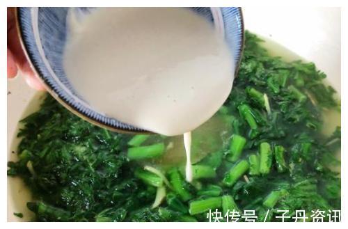 茼蒿菜|宁可不吃肉也得每天喝碗它,健脾又开胃,“失眠便秘”最怕它