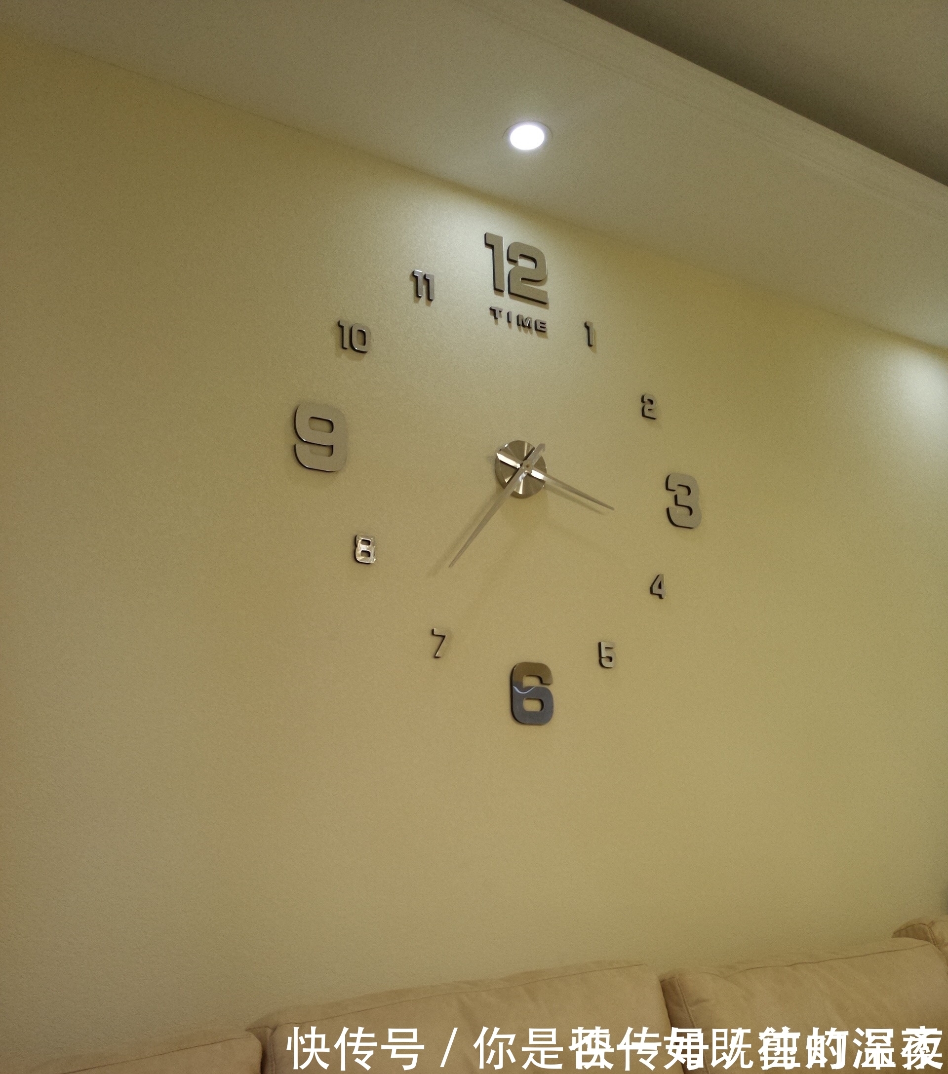 时钟|通风三个月入住，全屋漂亮极了，花了25万，我们家人都觉得不亏！