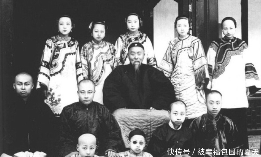 长大|一个被人抛弃的女婴，长大后生下6个儿子，个个都是一品大员