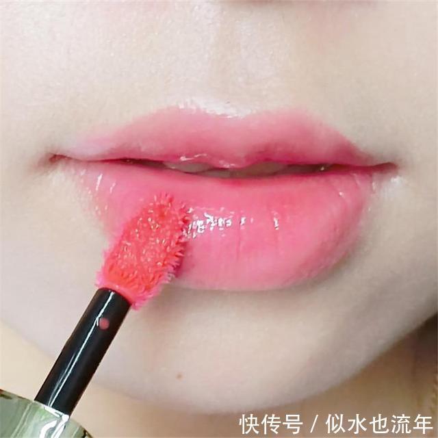 千色|约会必备的超温柔口红测评推荐:滋润显白减龄,让你美美哒