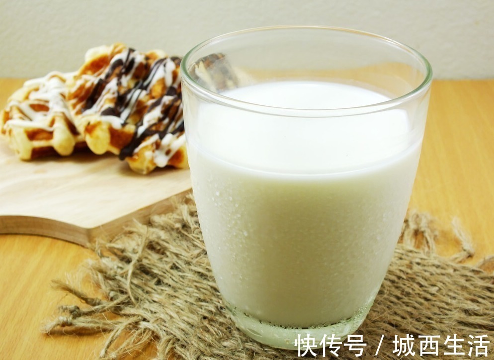 表姐|6岁男孩积食不发育,专家这调料炒菜太多,难怪娃个头矮小