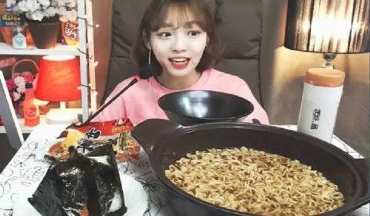 泡面|22岁孕妇怀孕后却只吃泡面，宝宝出生后，全家人都无法接受