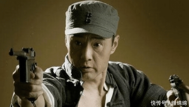 于荣光|父亲是京剧表演艺术家,他也曾经学习京剧10年,这个人就是于荣光