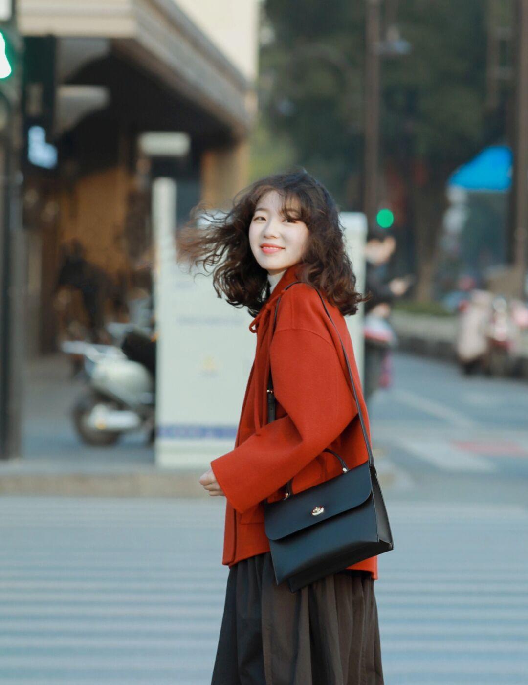 百搭 这些才是“毛呢外套”的高级穿法,优雅精致又百搭,舒适温柔